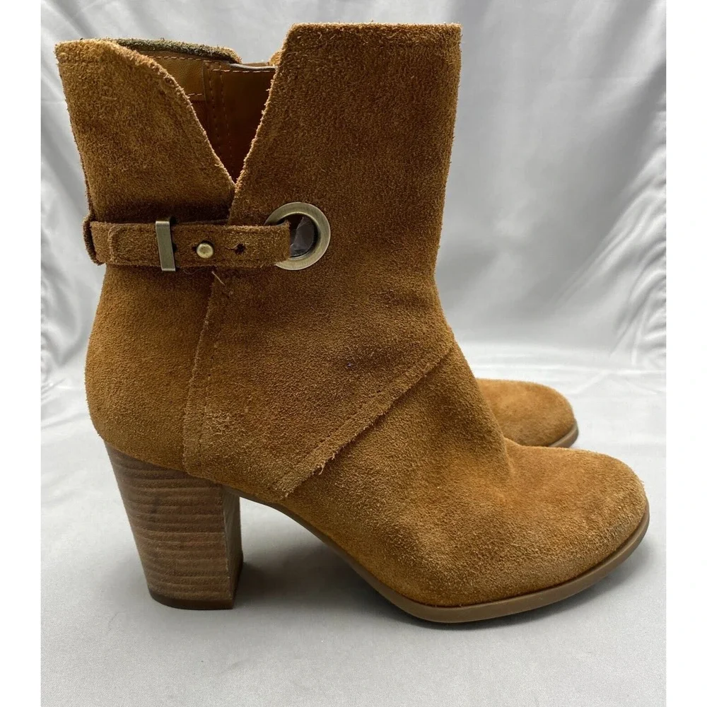 Koolaburra‎ Ugg Ankle Boots 7 Chestnut Brown Suede Samiah Buckle Heeled Bootie - Picture 2 of 7